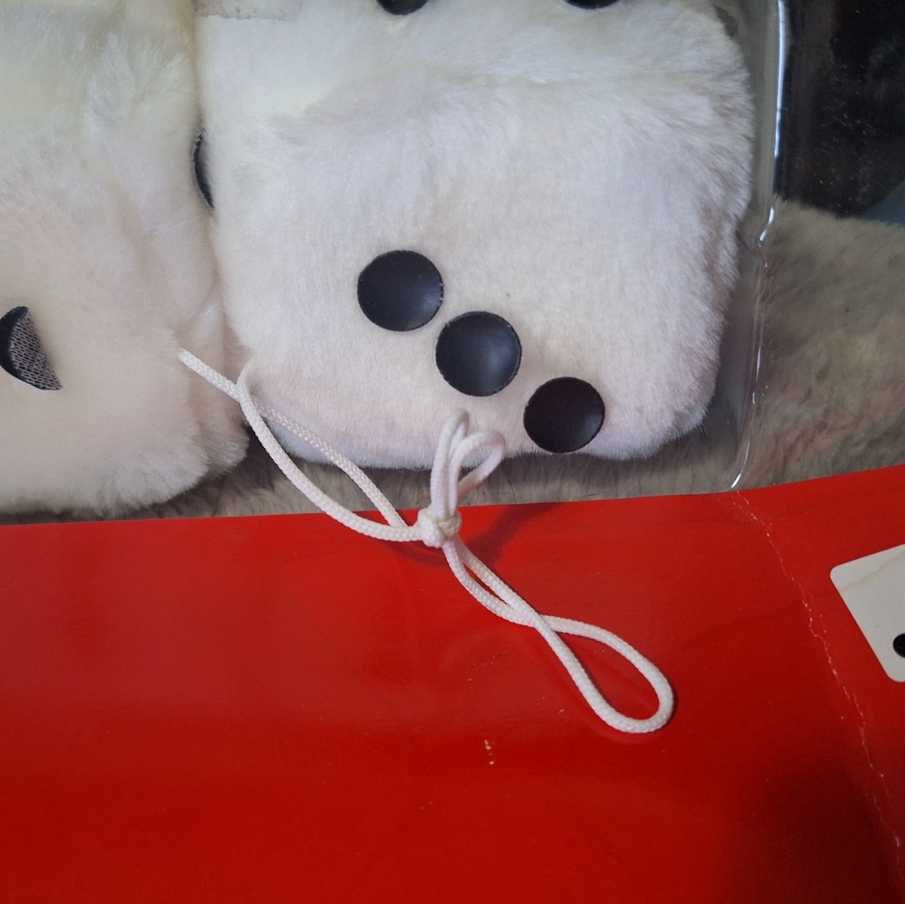 New Vintage White Fuzzy Dice Hanging 3 Inch Antique Auto Dice - Picture 7 of 7